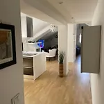 Apartman Mansarda A San Siro