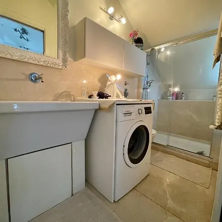 Apartament Mansarda A San Siro
